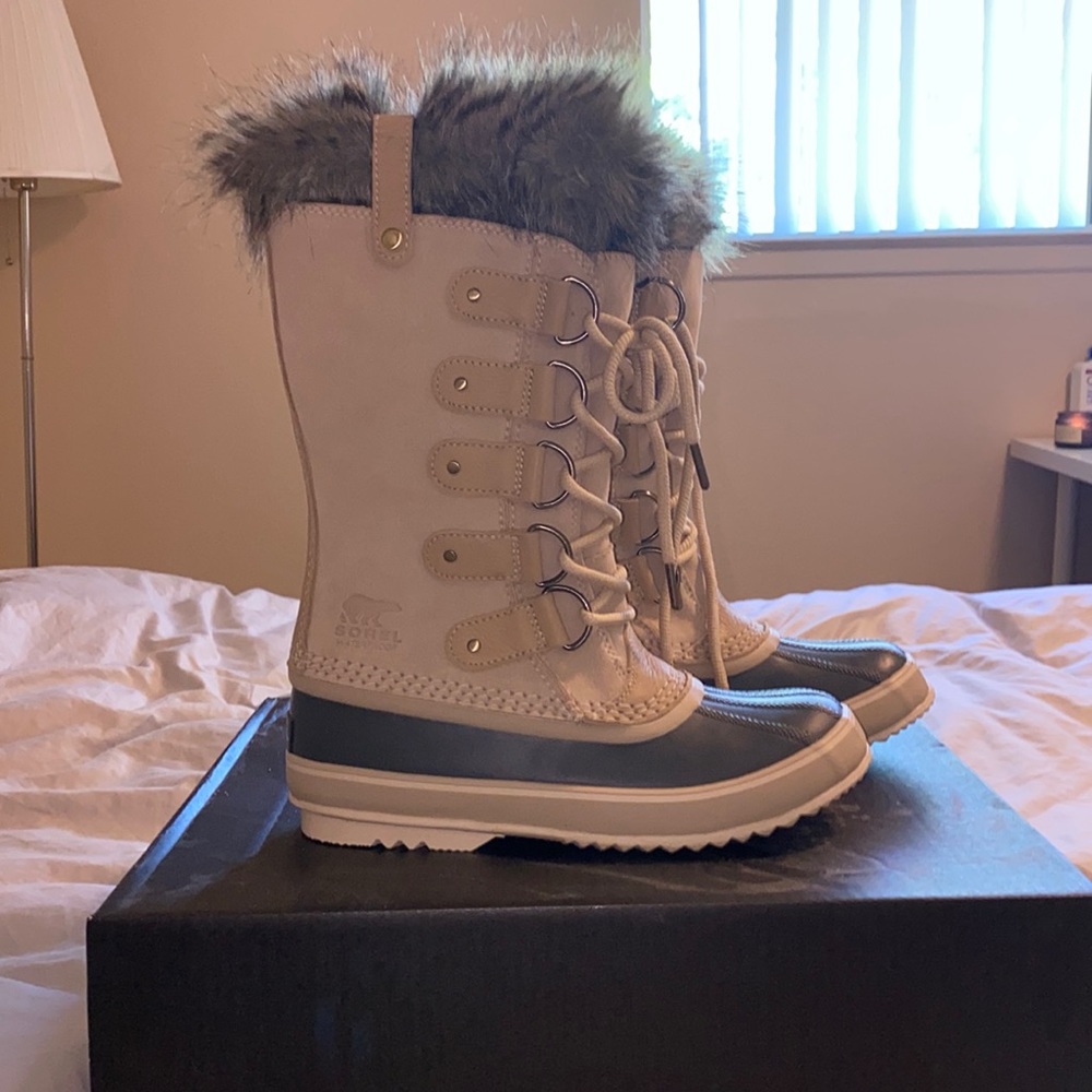 Sorel Joan of Arctic Boots